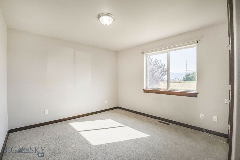343 Stewart Loop