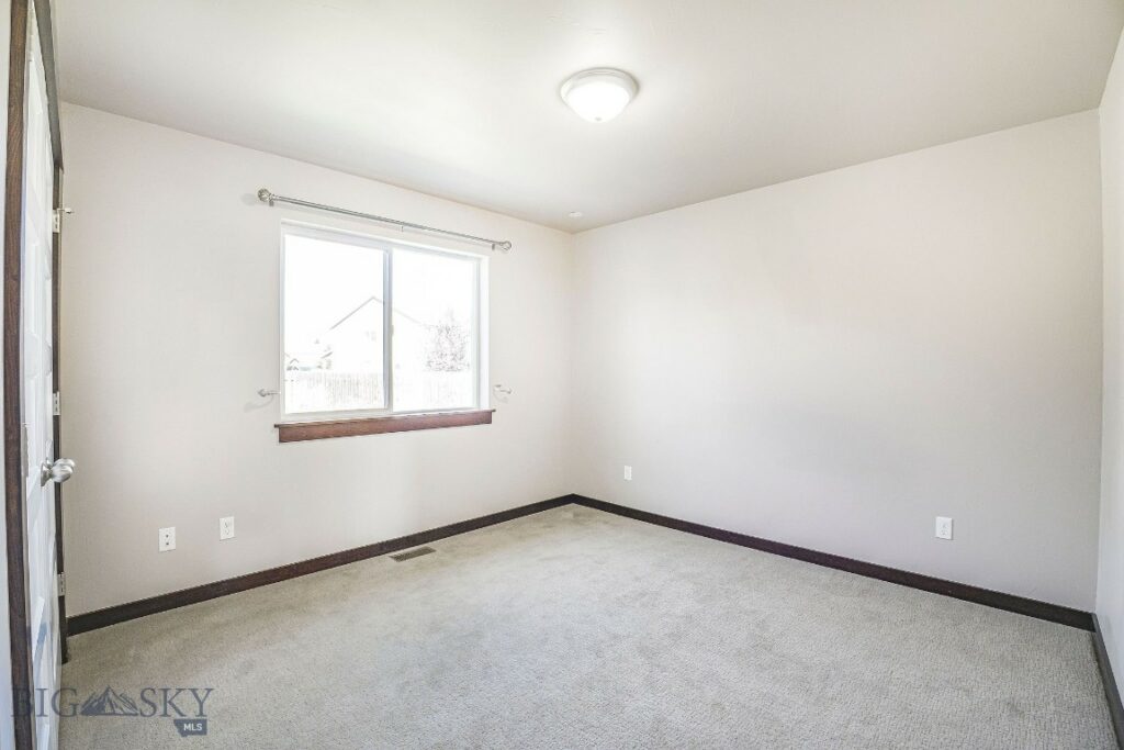 343 Stewart Loop