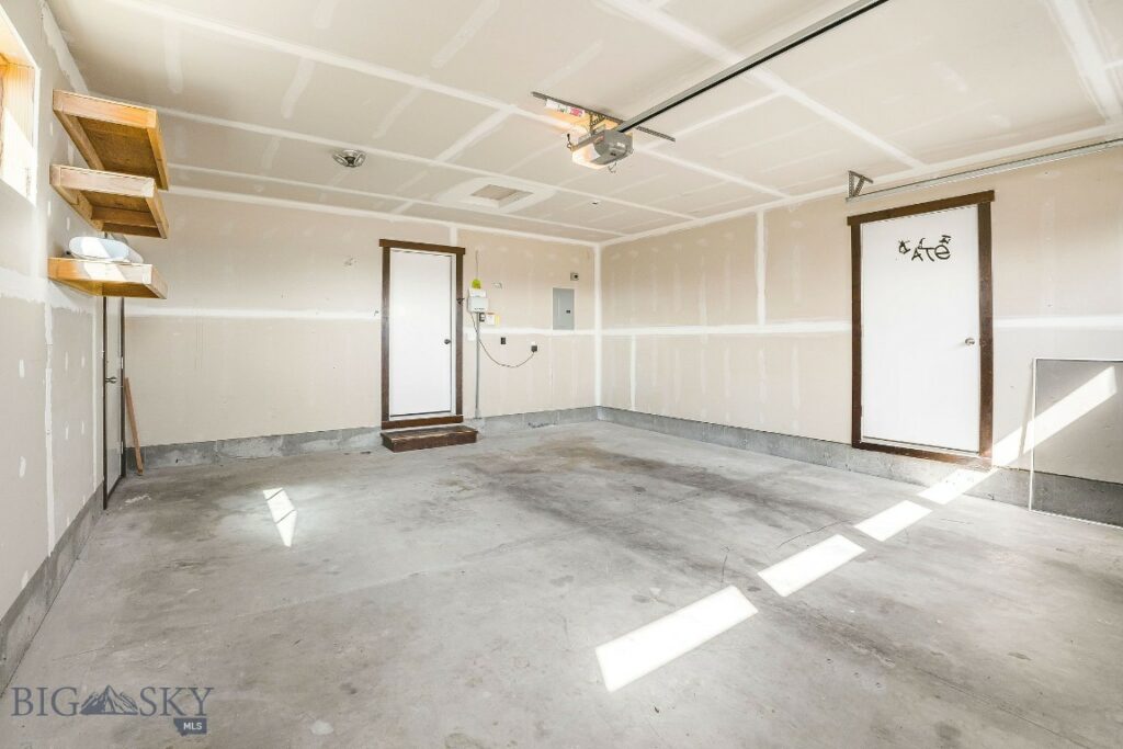 343 Stewart Loop