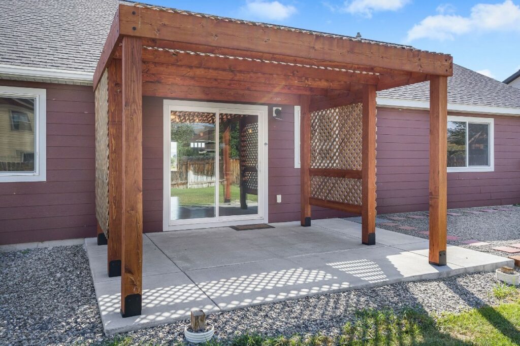 343 Stewart Loop