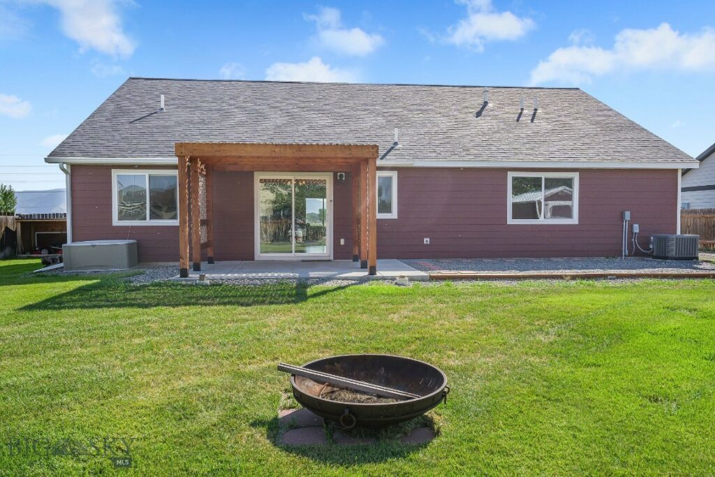 343 Stewart Loop