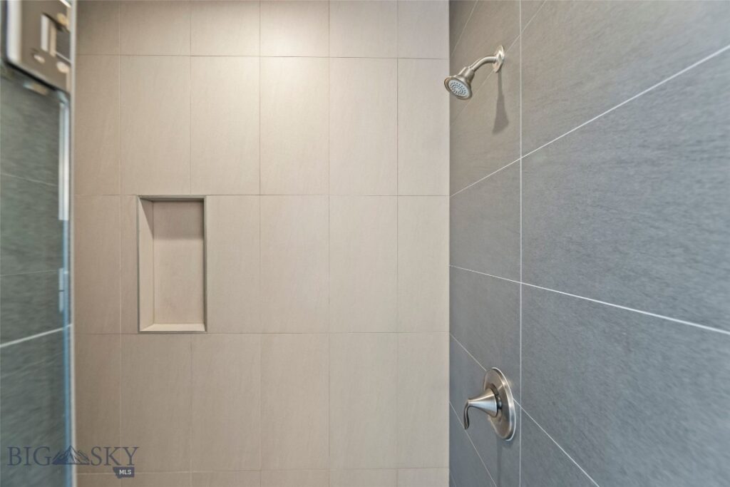 Bozeman MT 59715 - 18