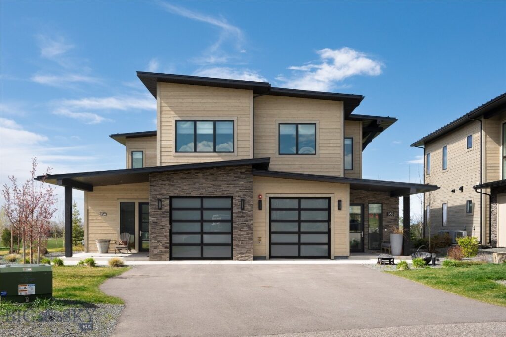 35 Diamondback Lane