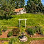 353 Sacajawea Peak Drive