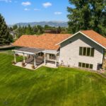 353 Sacajawea Peak Drive
