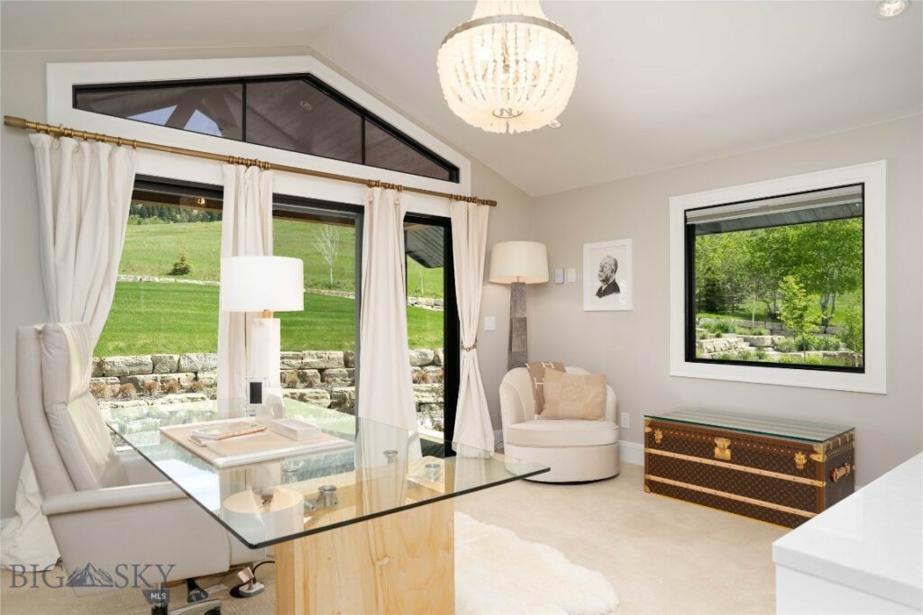 354 Brass Lantern Court