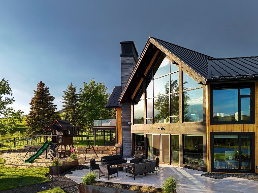 354 Brass Lantern Court