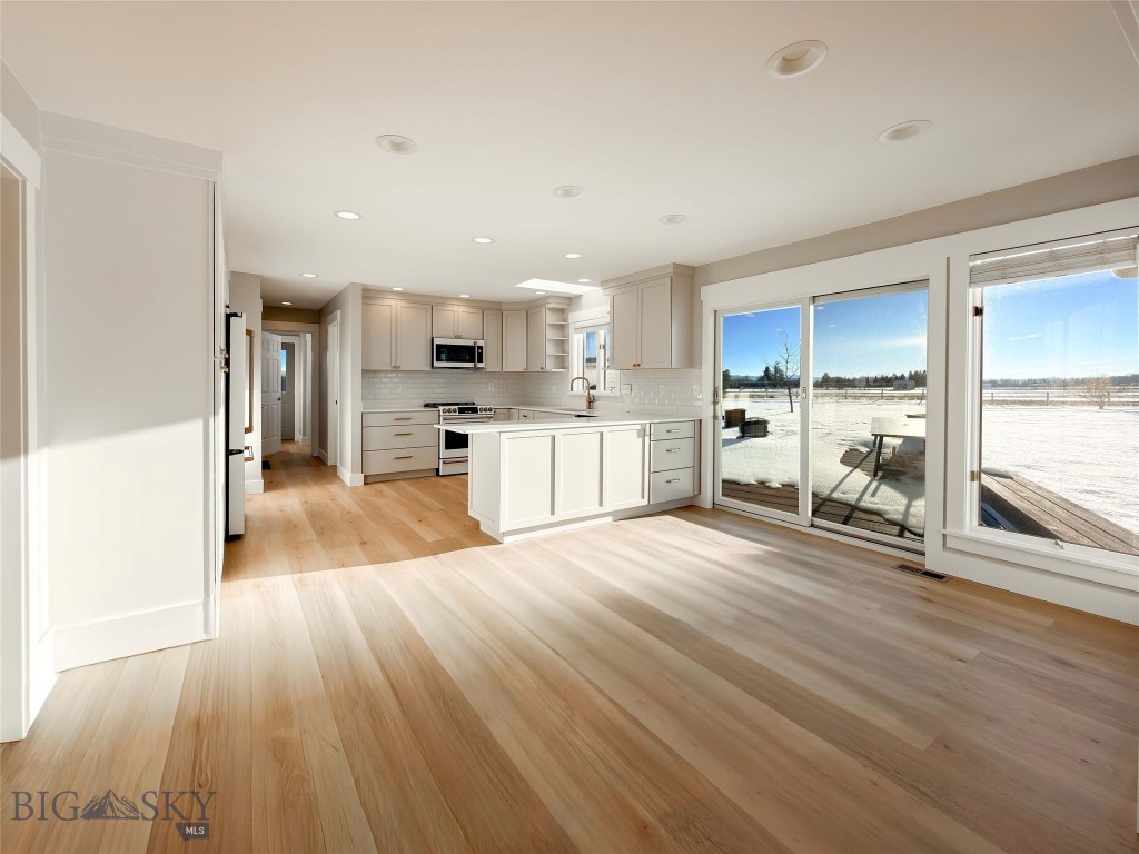 3550 Boulder Boulevard