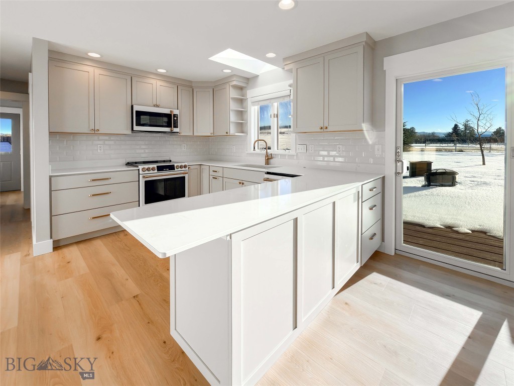 3550 Boulder Boulevard