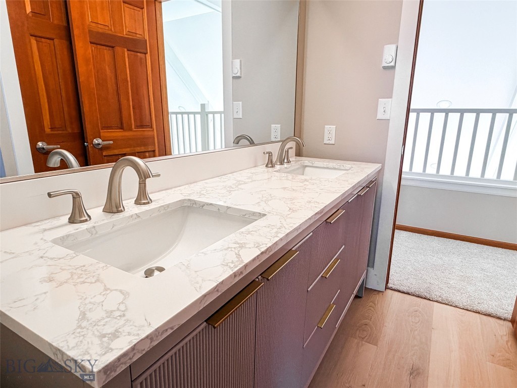 3550 Boulder Boulevard