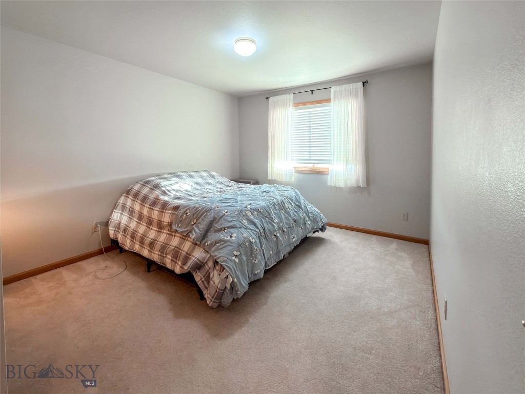 3550 Boulder Boulevard