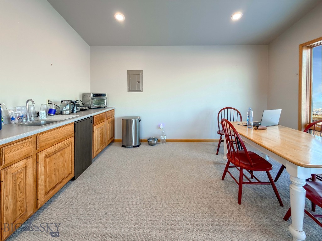 3550 Boulder Boulevard