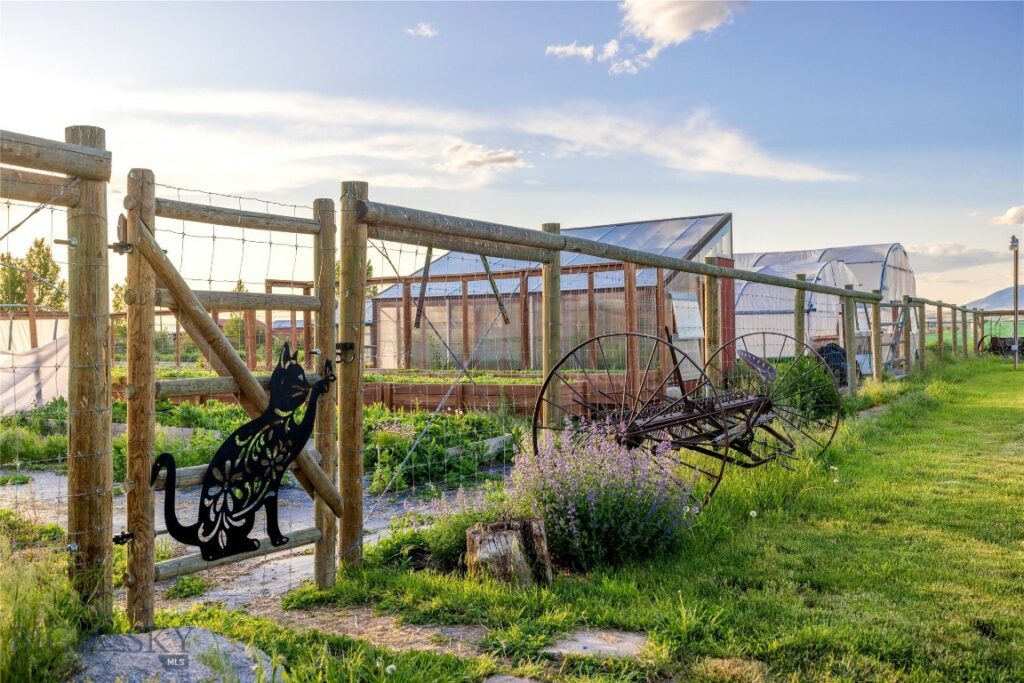 3573 Spain Bridge Road