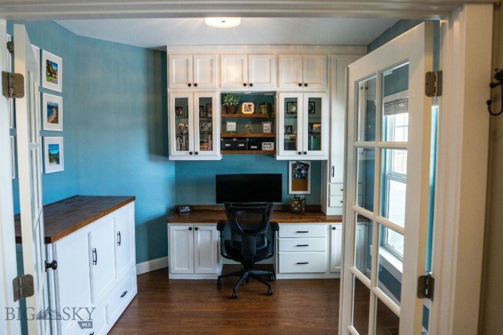 38 E Tobiano Trail