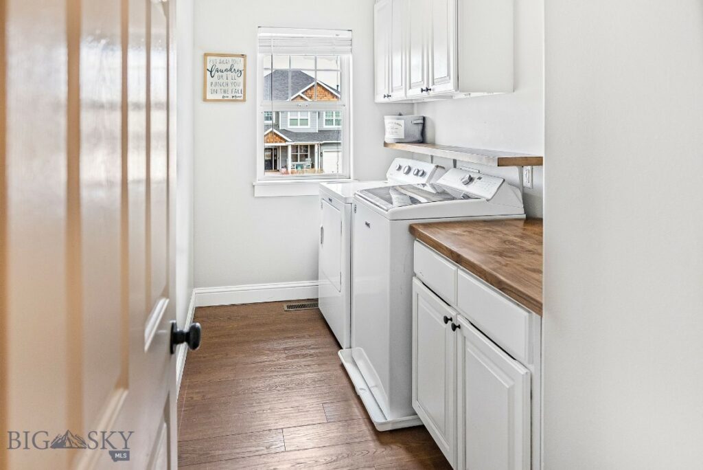 38 E Tobiano Trail
