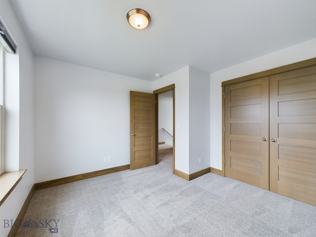 382 Talon Way