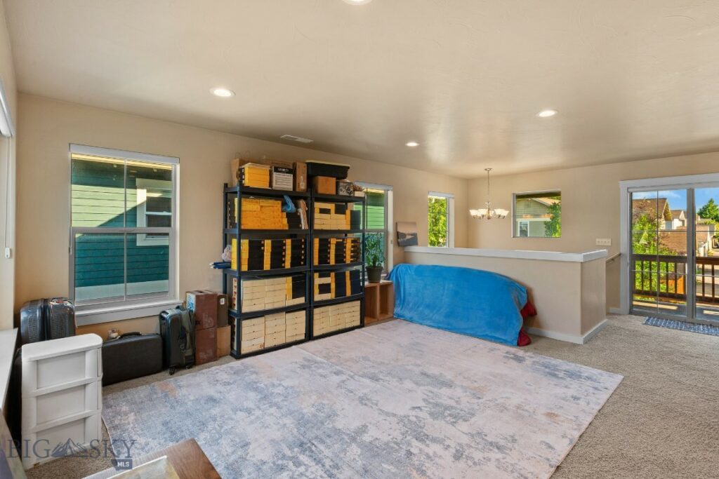 3825 Equestrian Lane