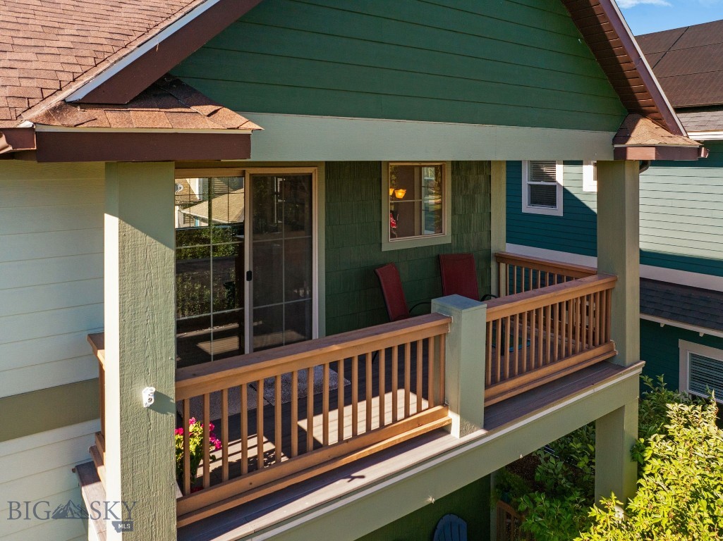 3825 Equestrian Lane