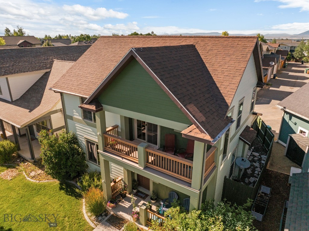 3825 Equestrian Lane