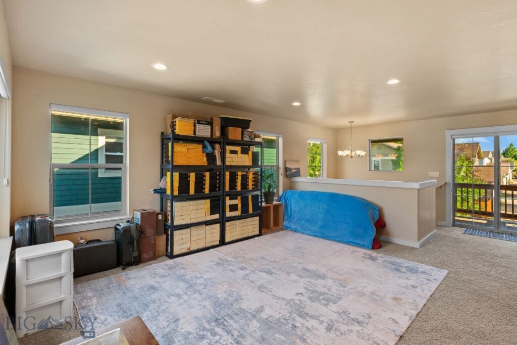 3825 Equestrian Lane