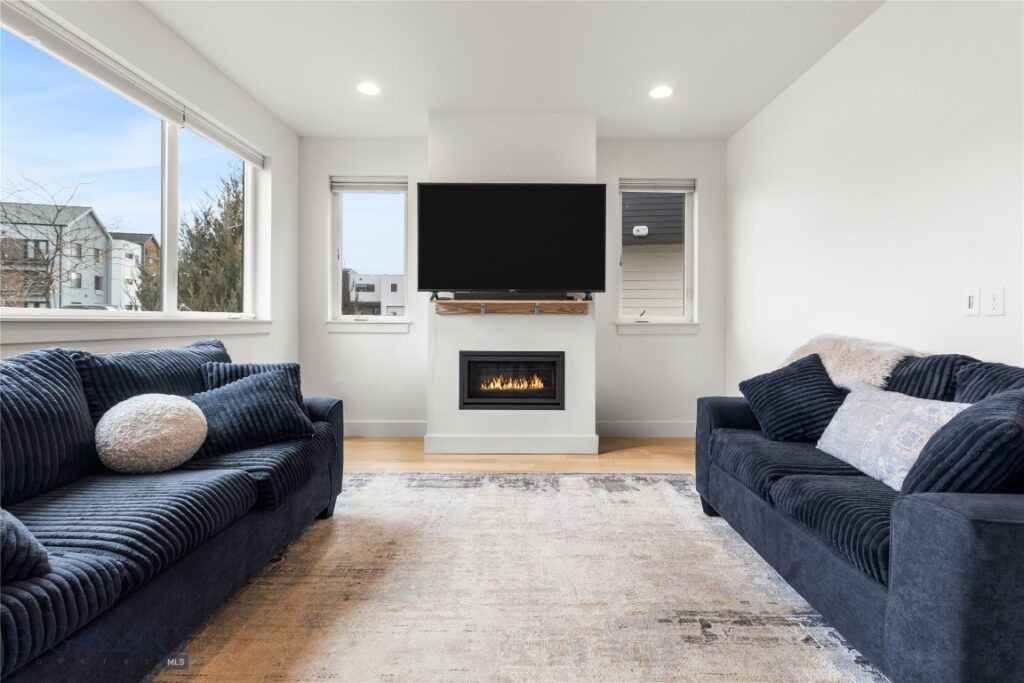 Bozeman MT 59718 - 1