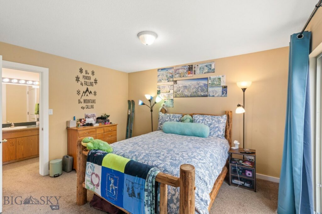 387 Candlelight Meadow Drive