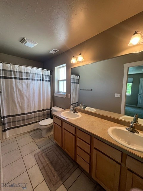 3885 Equestrian Lane