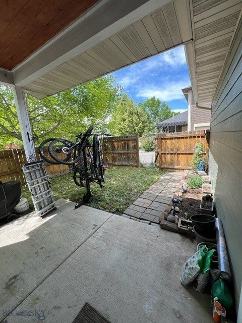 3885 Equestrian Lane