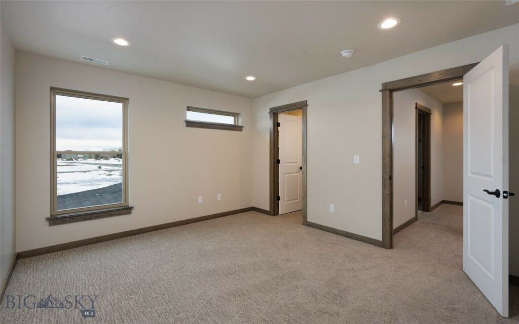 39 Canvasback Avenue