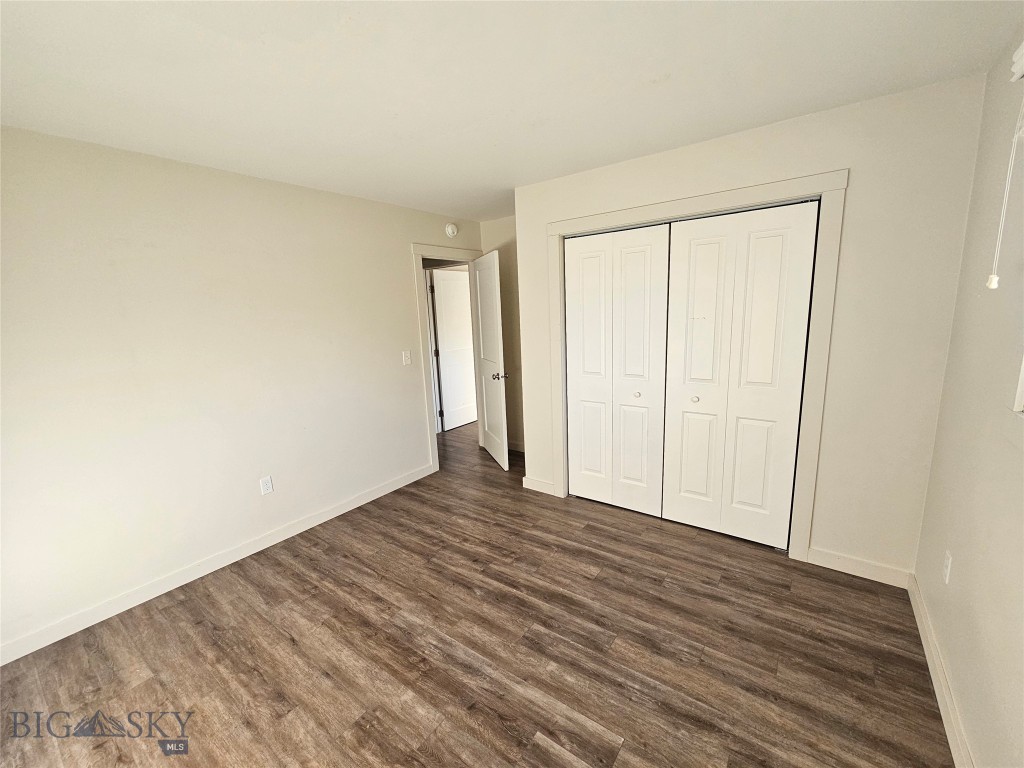 402 & 404 N 19th Avenue