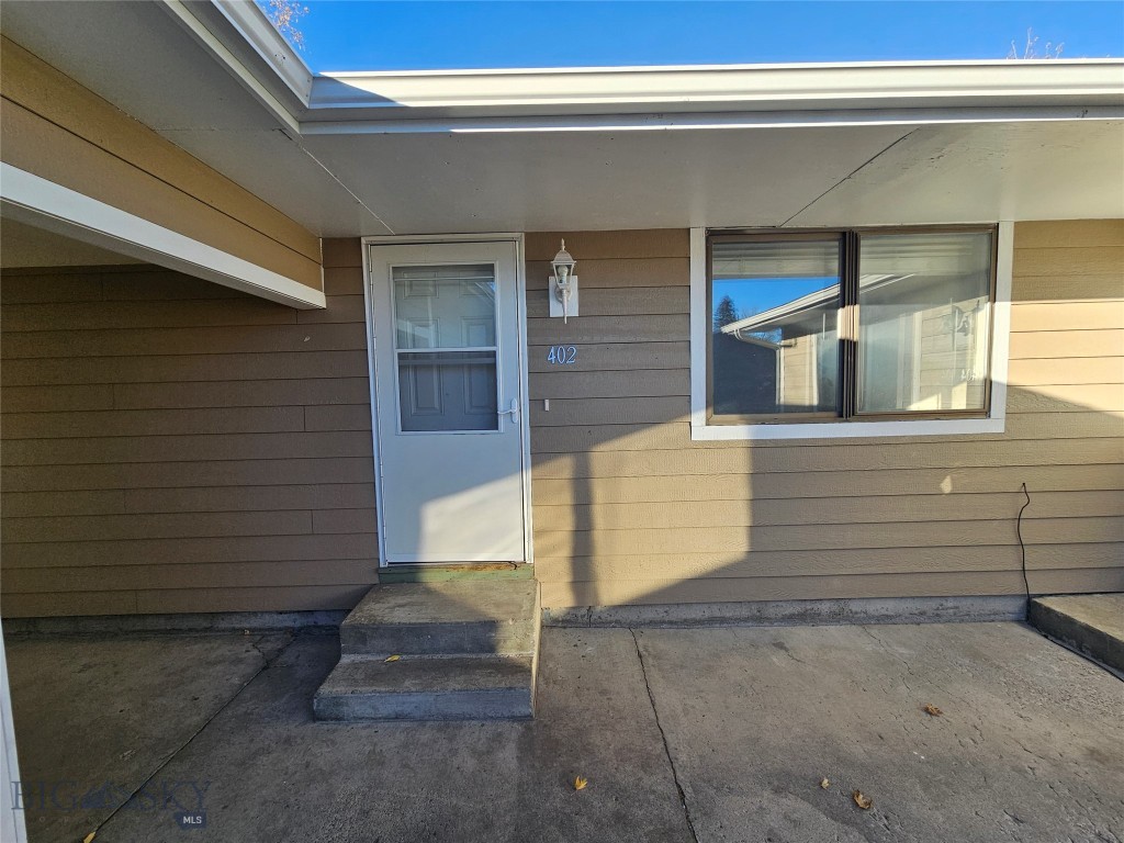 402 & 404 N 19th Avenue