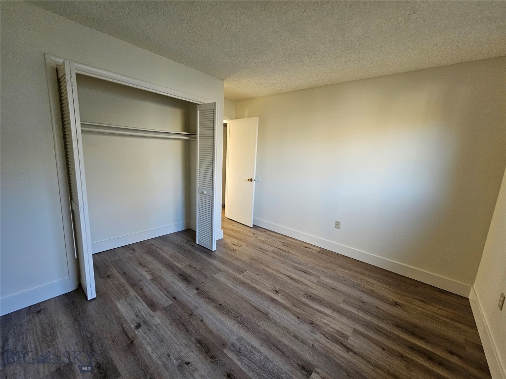 402 & 404 N 19th Avenue