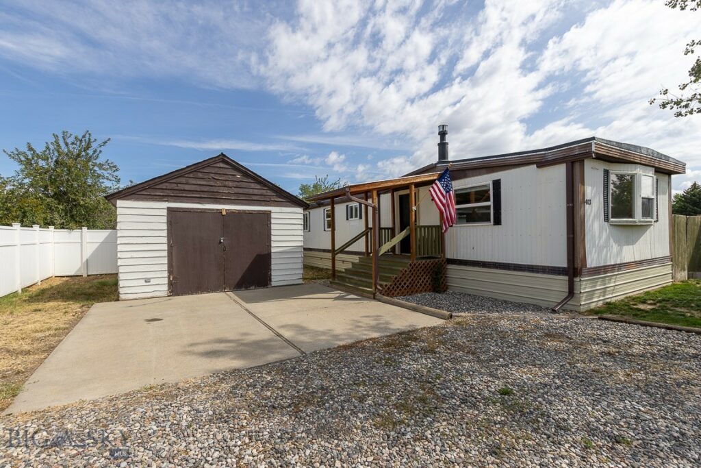 403 Southwood Drive