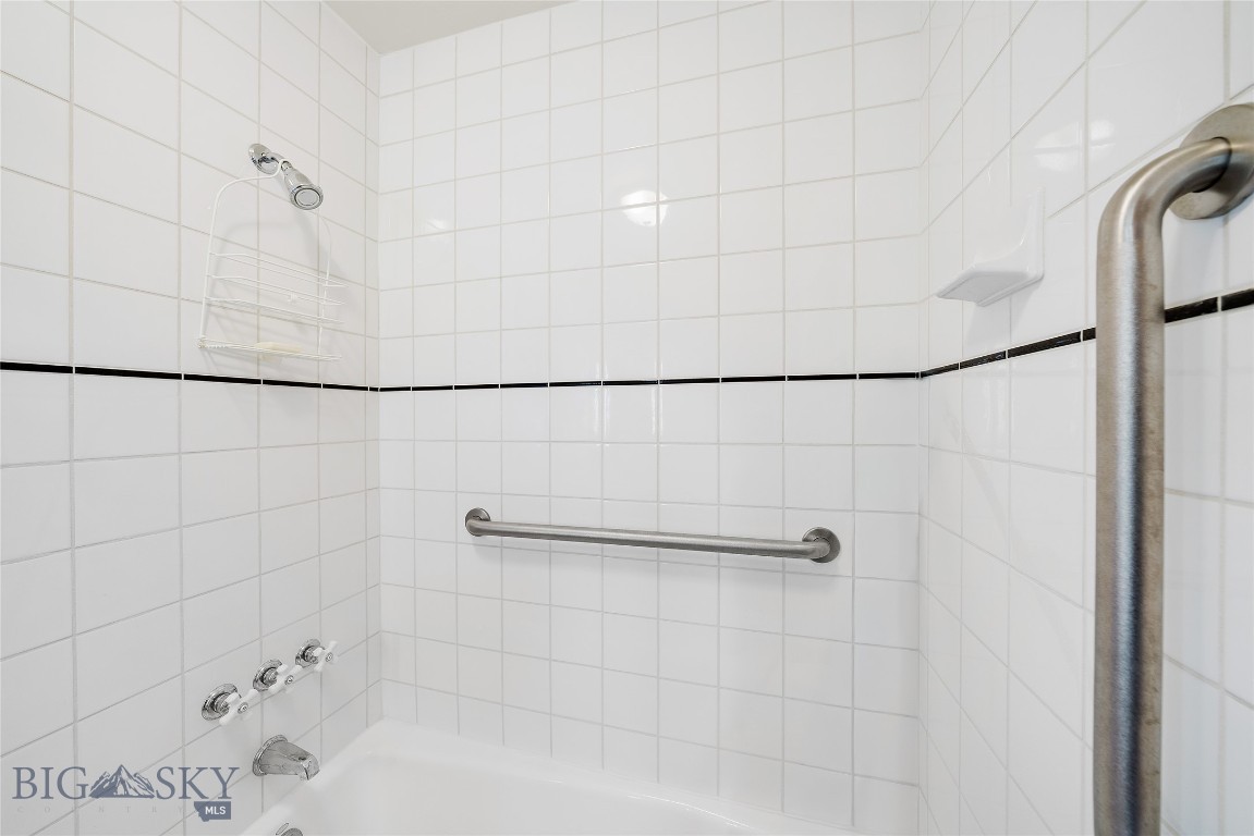 Bozeman MT 59715 - 16