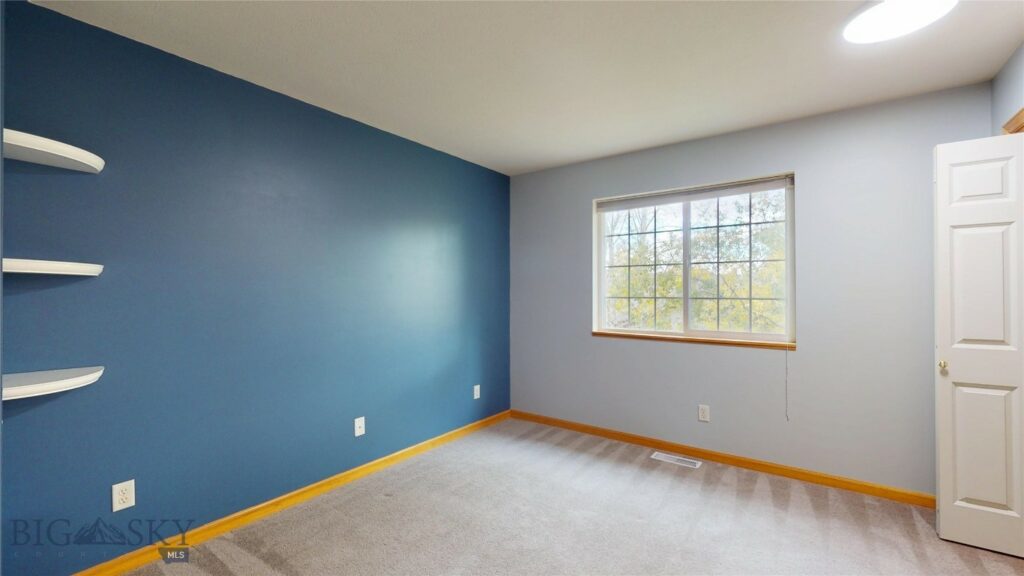 4050 W Babcock Street