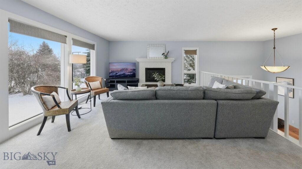 407 Fieldstone Drive