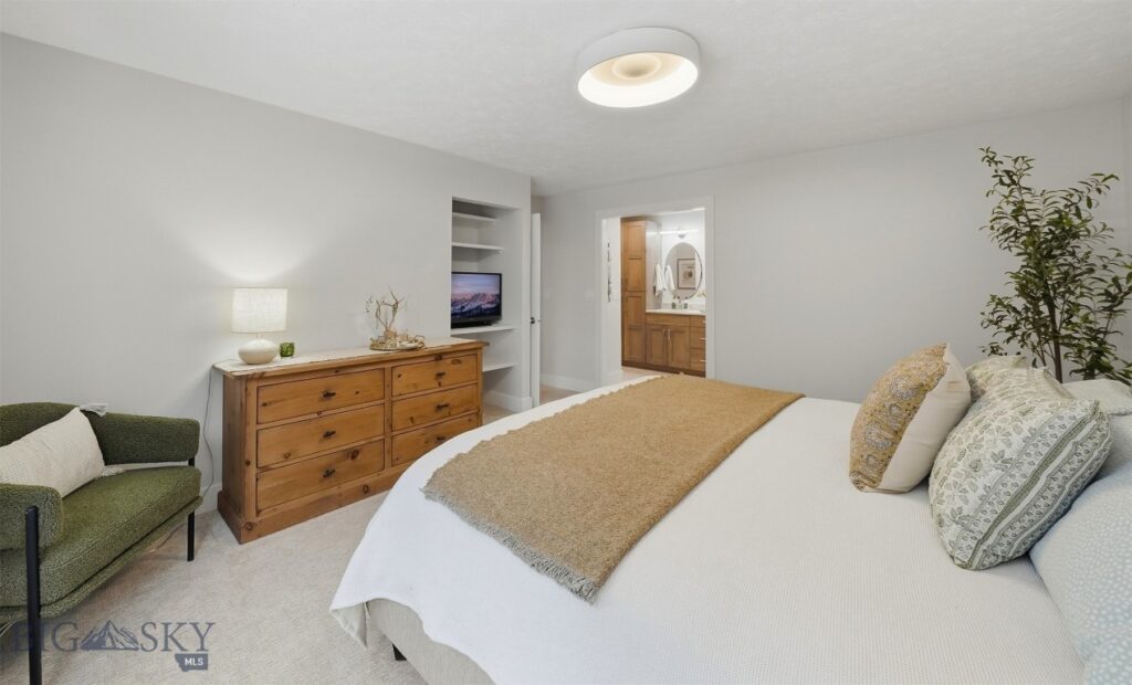 407 Fieldstone Drive