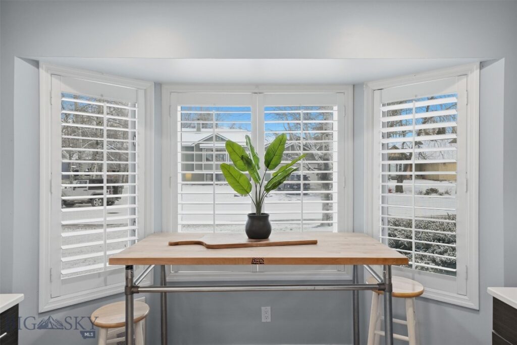 407 Fieldstone Drive