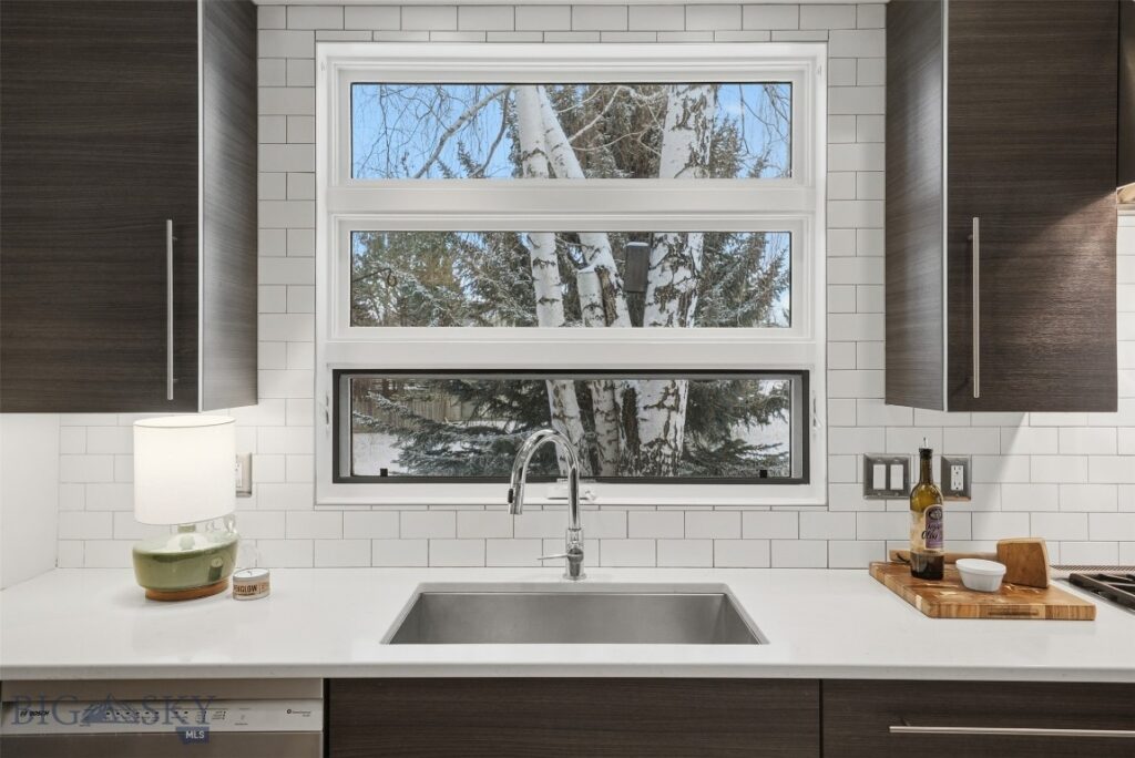 407 Fieldstone Drive