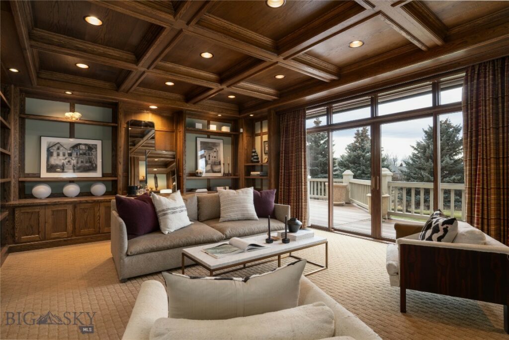 41 Hitching Post Road