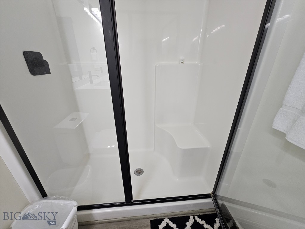 41 NORTH SHORE Drive