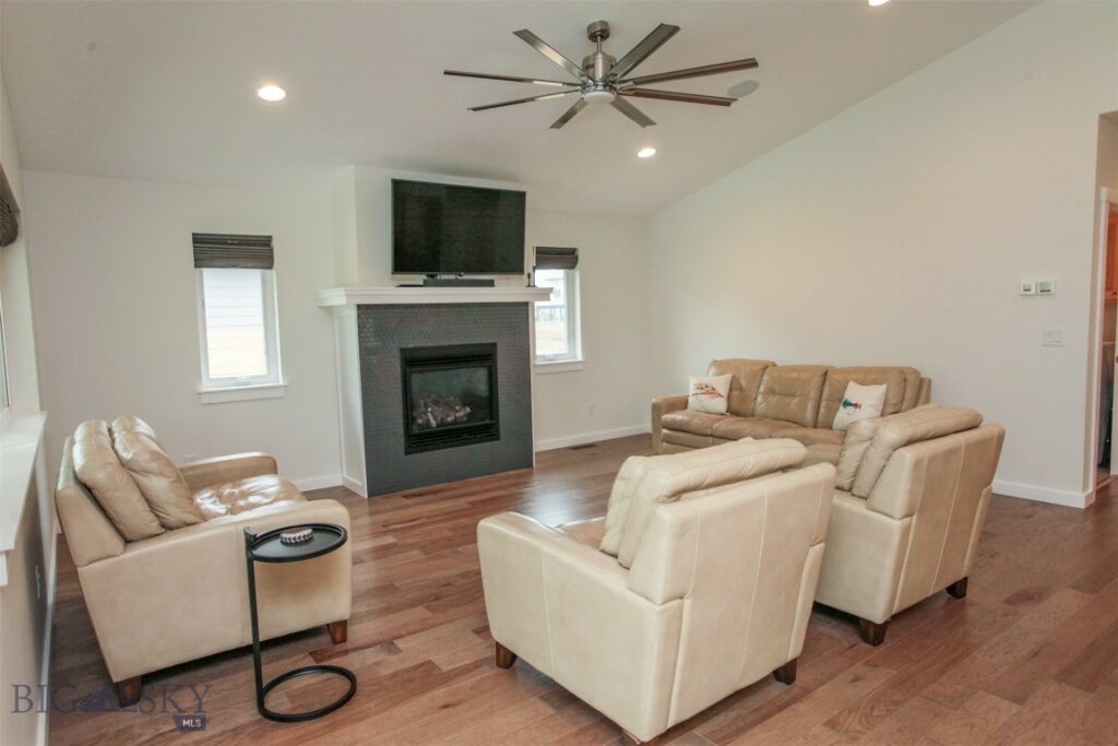 4106 Tanzanite Drive