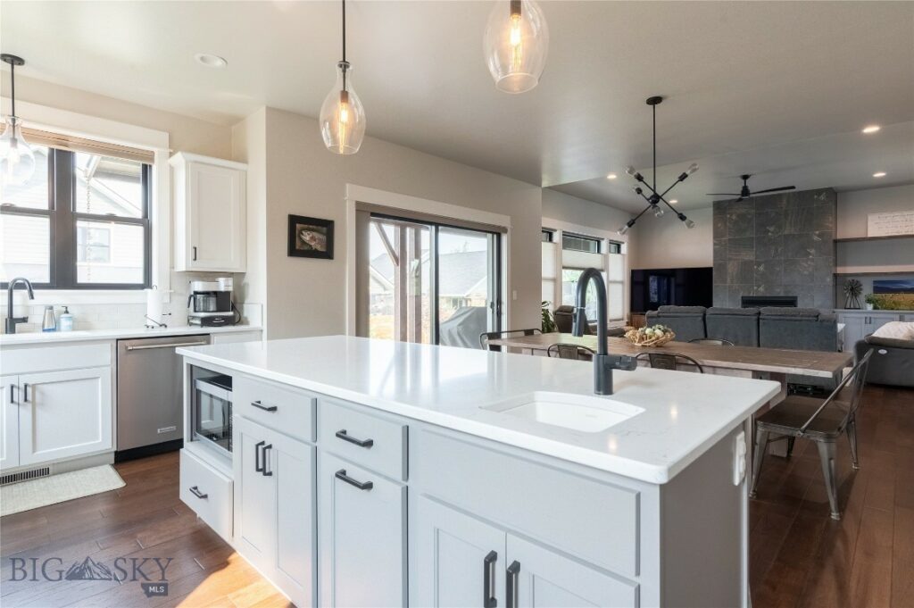 4113 Renova Lane