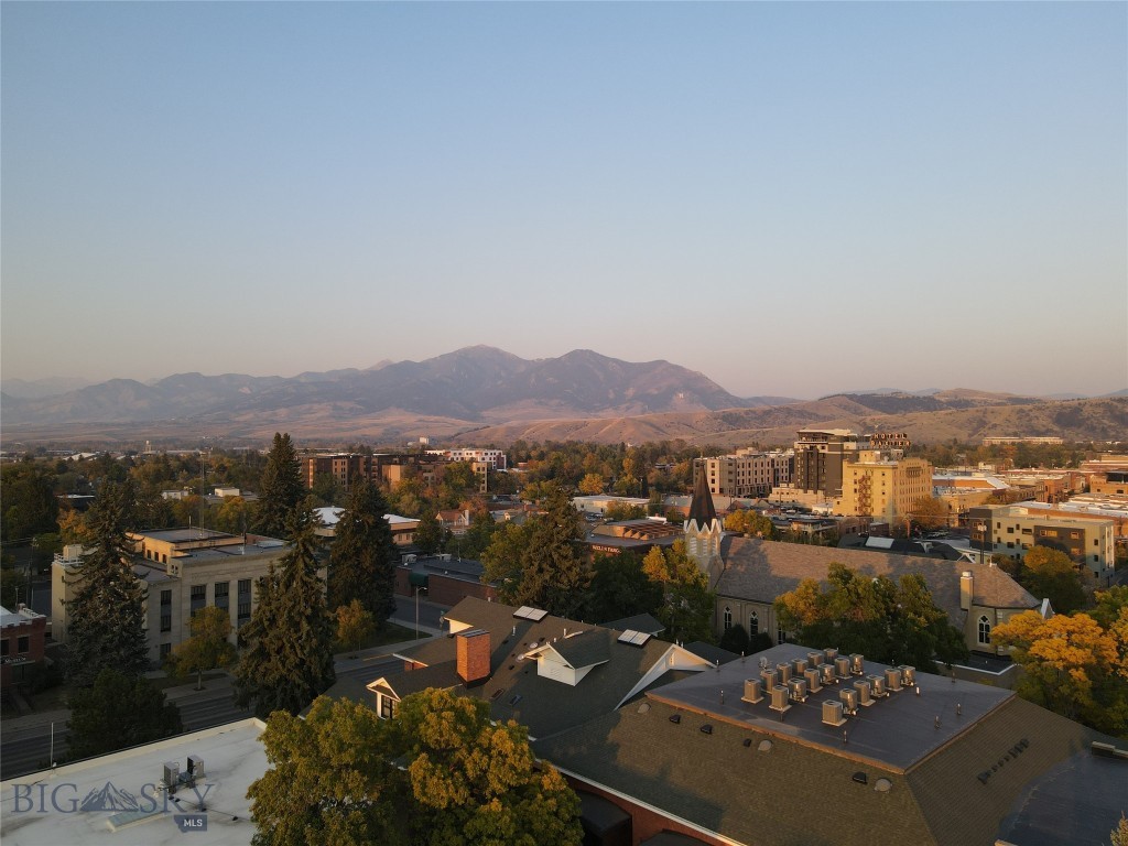 418 W Babcock Street