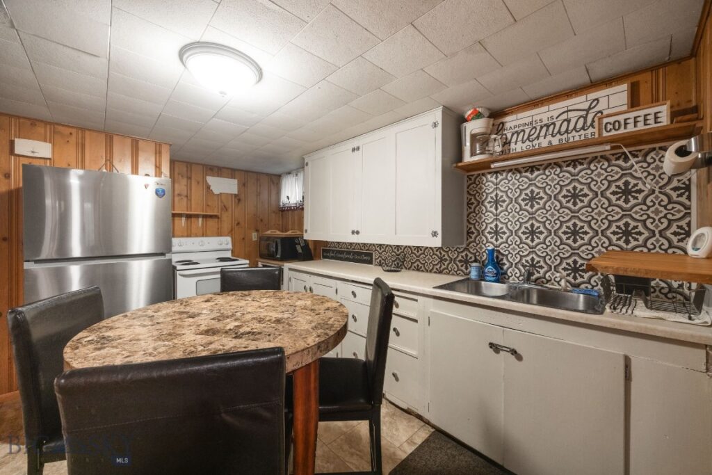 Bozeman MT 59715 - 12