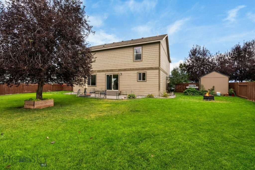 439 Stewart Loop