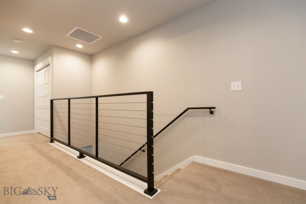 4396 Brookside Lane