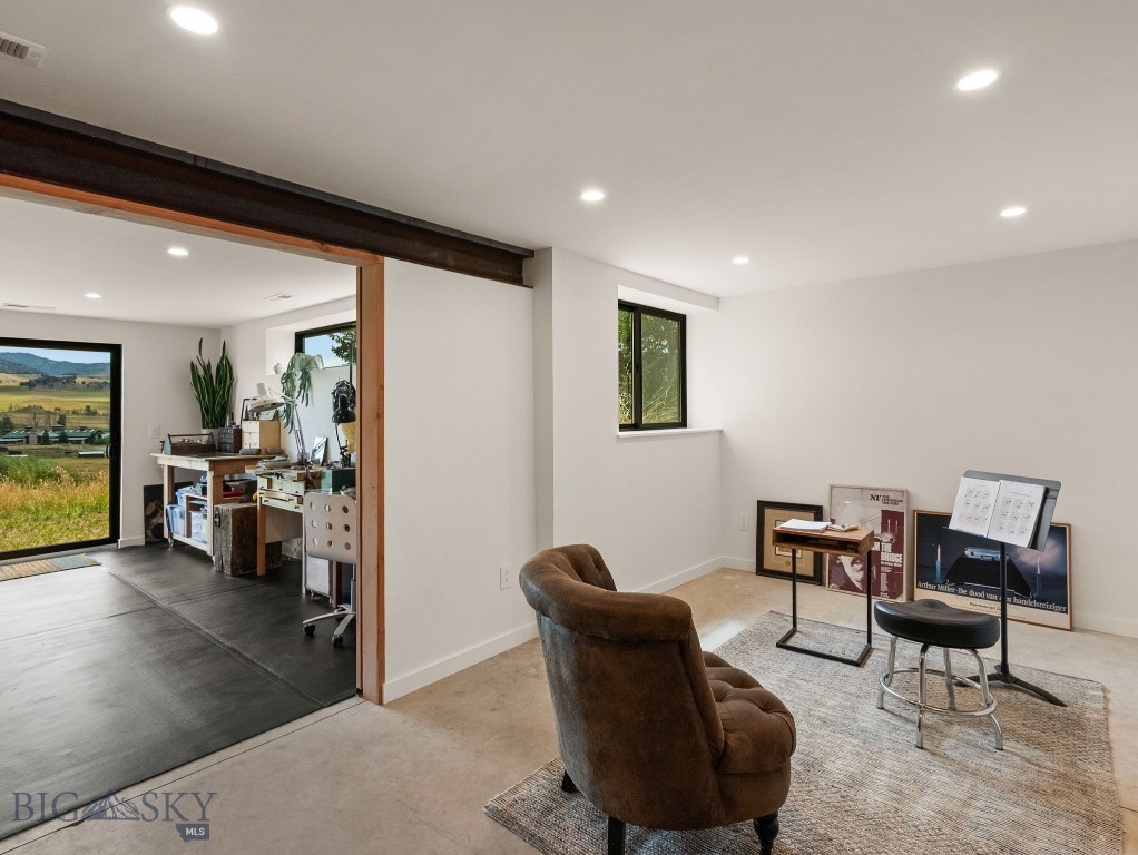 44 Midway Bridger Road