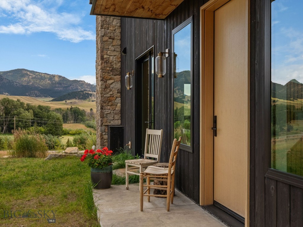 44 Midway Bridger Road