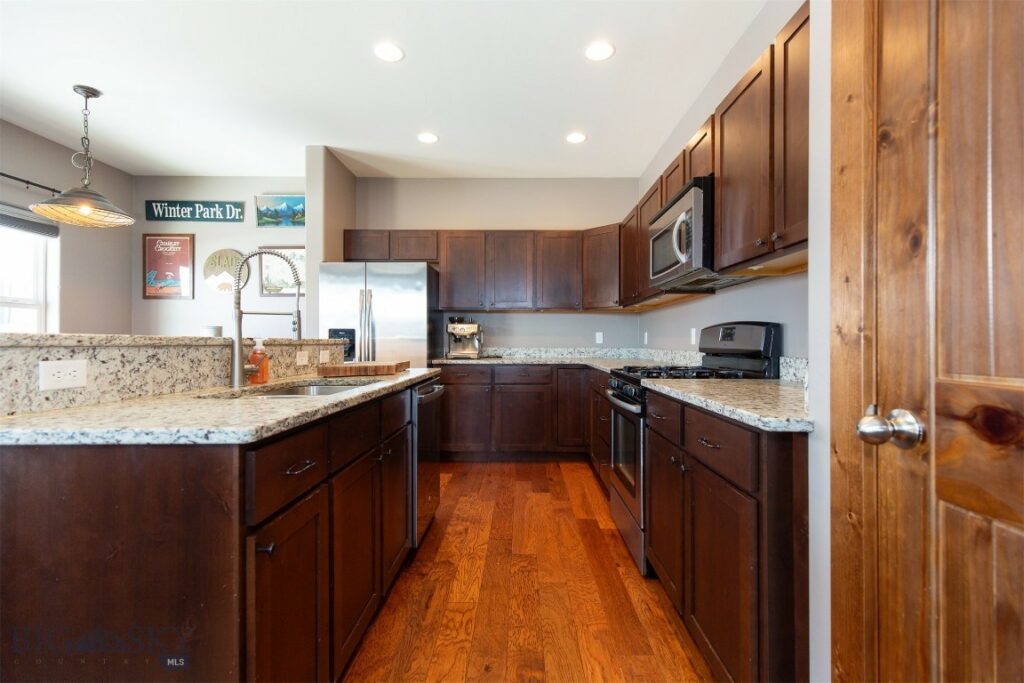 4418 Durston